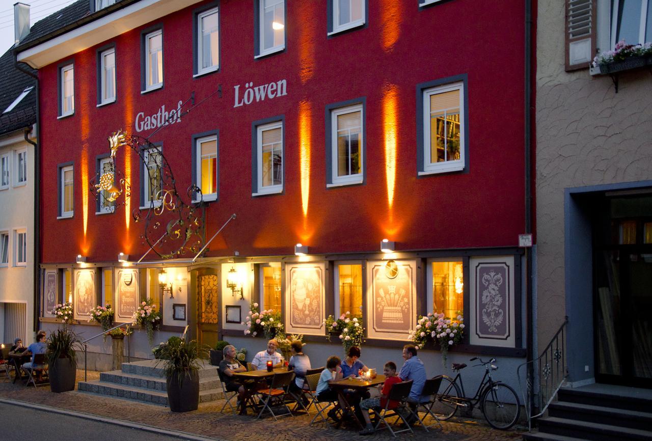 图特林根 Gasthaus Loewen酒店 外观 照片